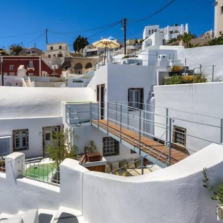 Petit Village Fira  Exterior photo