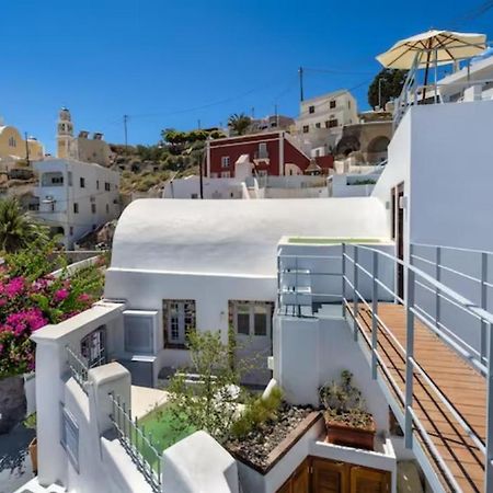 Petit Village Fira  Exterior photo